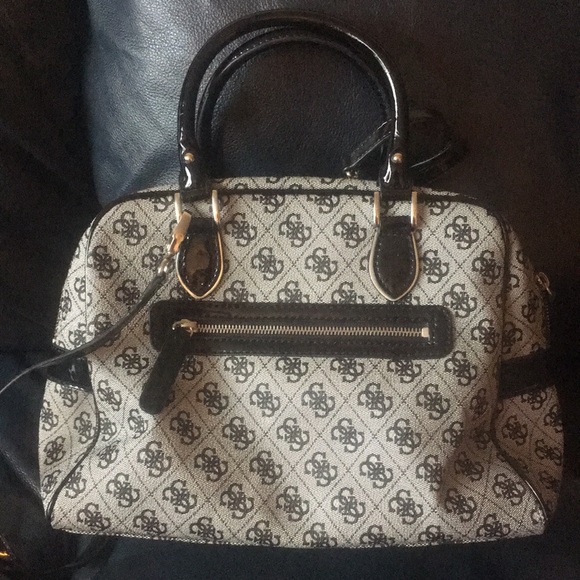 GUESS LOGO Satchel - Picture 4 of 6